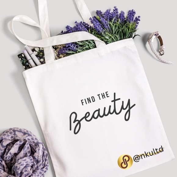 18K Gold Plated Layered Necklace | Turquoise Crystal & Tree of Life Pendant ✨ - Picture 7 of 10